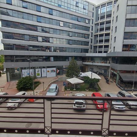 Cozy Apt! Friends & Family - Private Paid Parking Thessaloniki Exterior photo