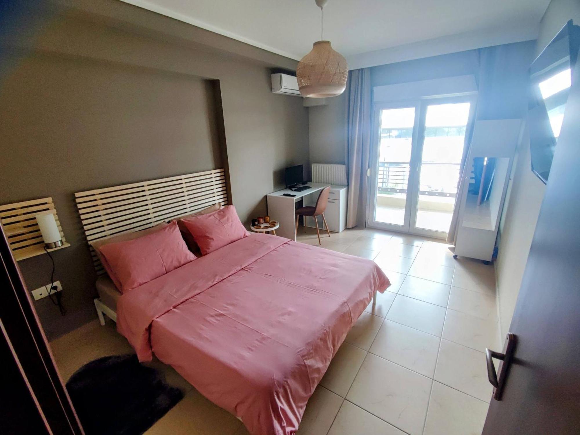 Cozy Apt! Friends & Family - Private Paid Parking Thessaloniki Exterior photo