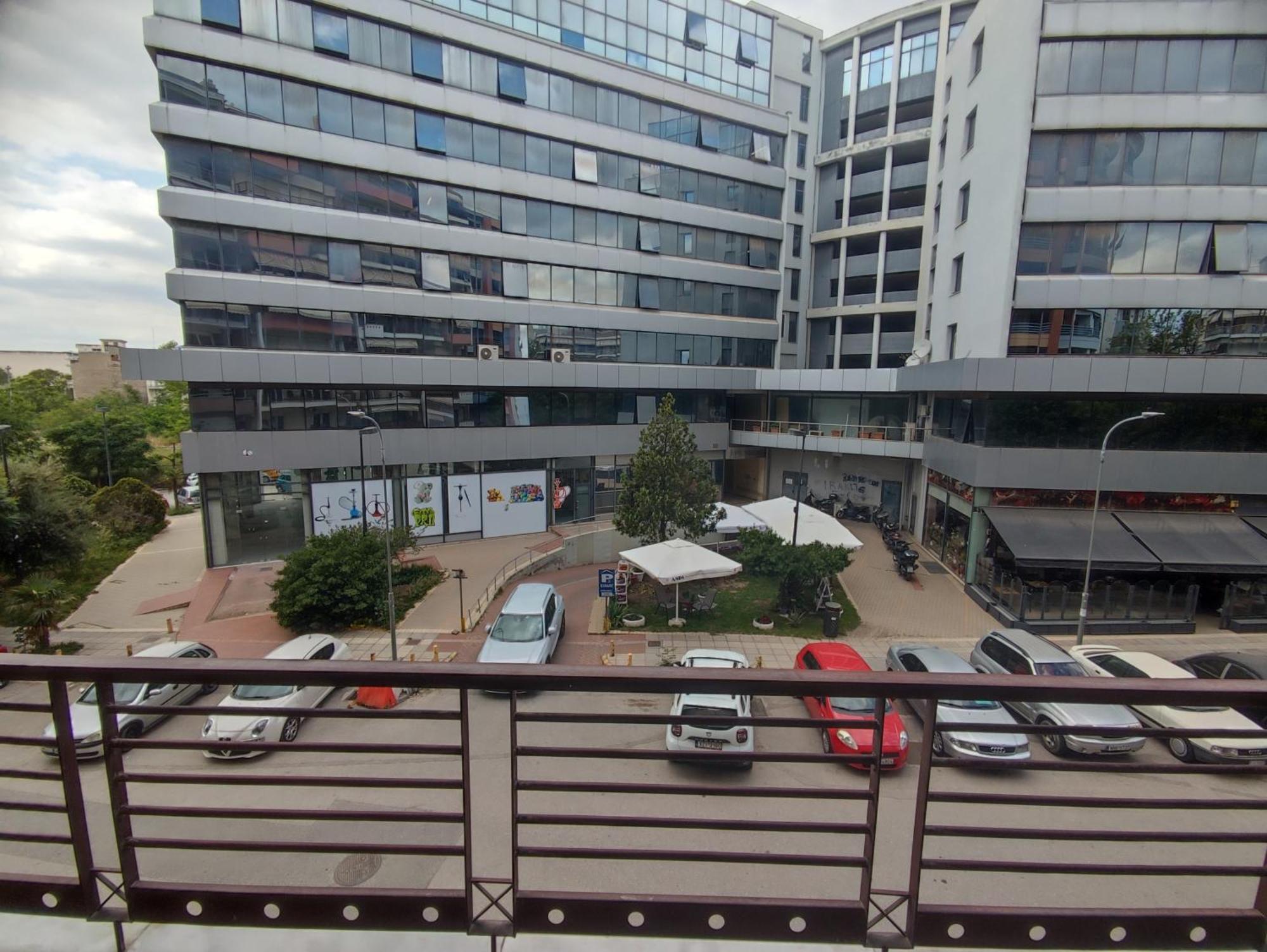 Cozy Apt! Friends & Family - Private Paid Parking Thessaloniki Exterior photo