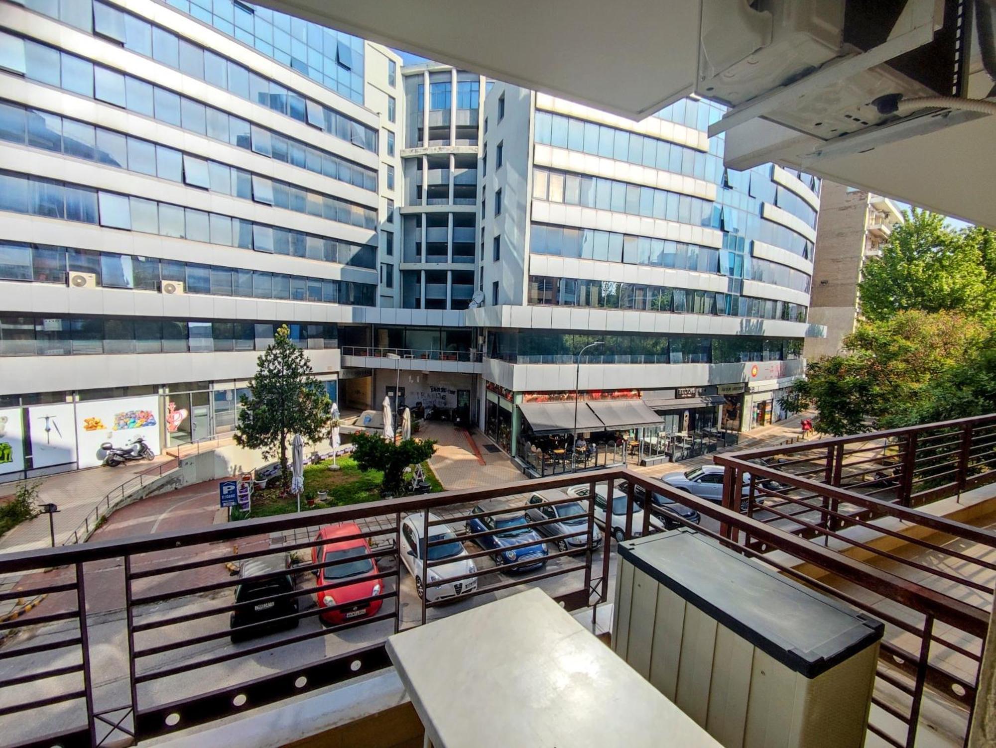 Cozy Apt! Friends & Family - Private Paid Parking Thessaloniki Exterior photo